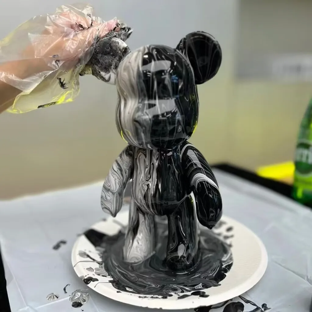Wholesale DIY Fluid Bear Painting Kit 18cm Violent Bear Creative Home Decoration Handmade Doll Fluid Bear Set for Kids