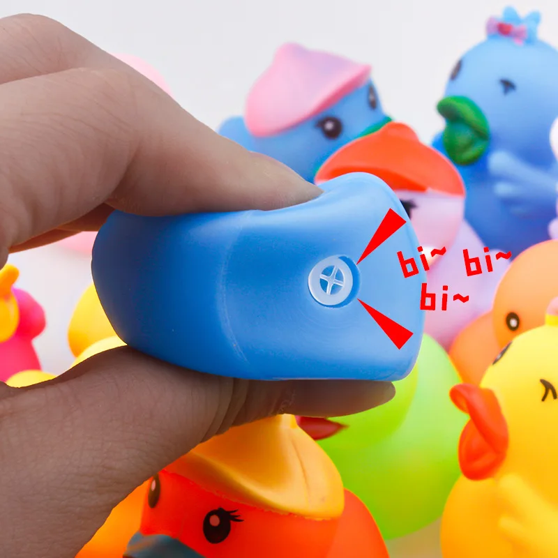 Wholesale Assorted designs 2 inch summer pool rubber bath duck egg bucket packing toys for kids fun gift BBT040