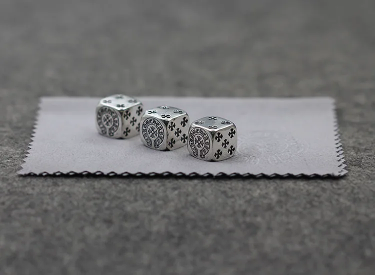  Silver sieve dice Fun accessories Luxury office ornaments Cross solid bar screen Thai silver