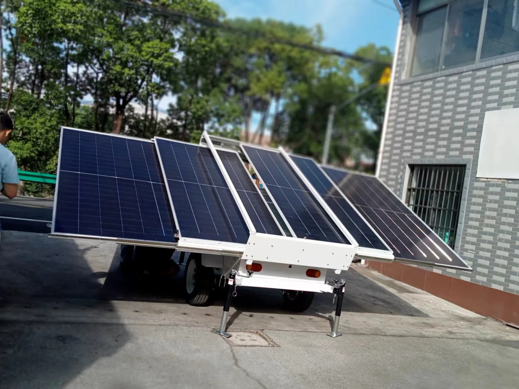 Solar Lighthouse LED Light Tower Telescopic Mast Mobile Solar Trailer Portable Light Tower Mobile Solar Power Station