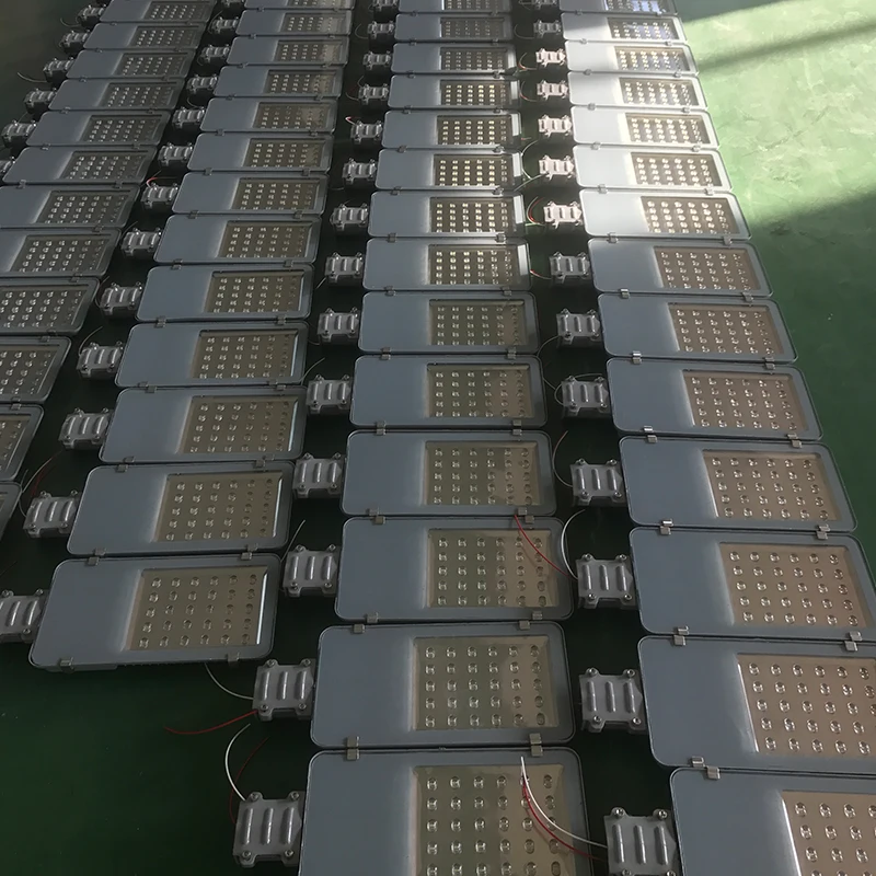 Modern styles high quality hot-dip galvanized and powder coated lamp post outdoor Steel conical or octagonal street light poles