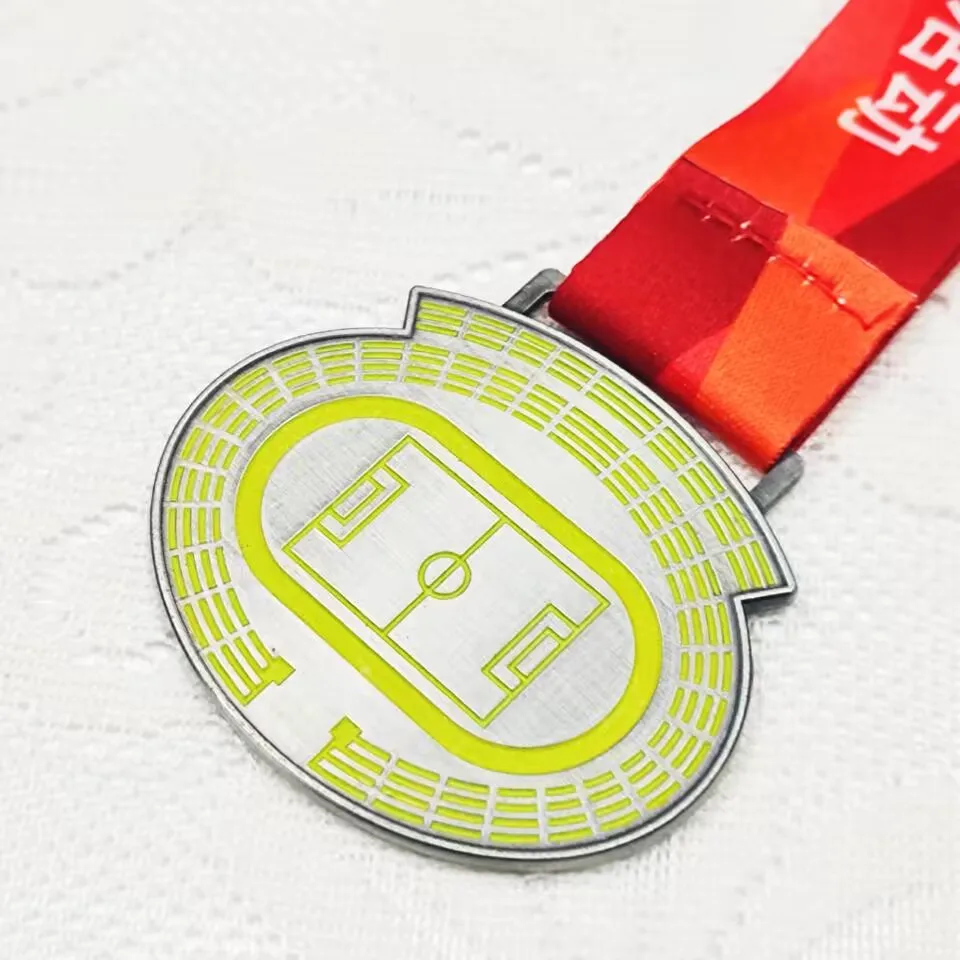 Free Design 3D Gold Silver Bronze Medal Zinc Alloy Medalla Sport Souvenir Medal Blank Football Curved Medal With Ribbon