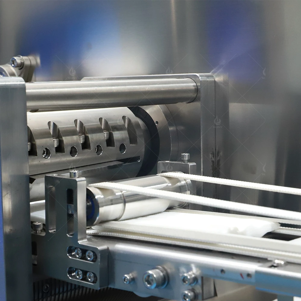 30-120pcs Wet Wipes Tissue Packing Making Machine Baby Wet Tissue Production Line with Lid Applicator