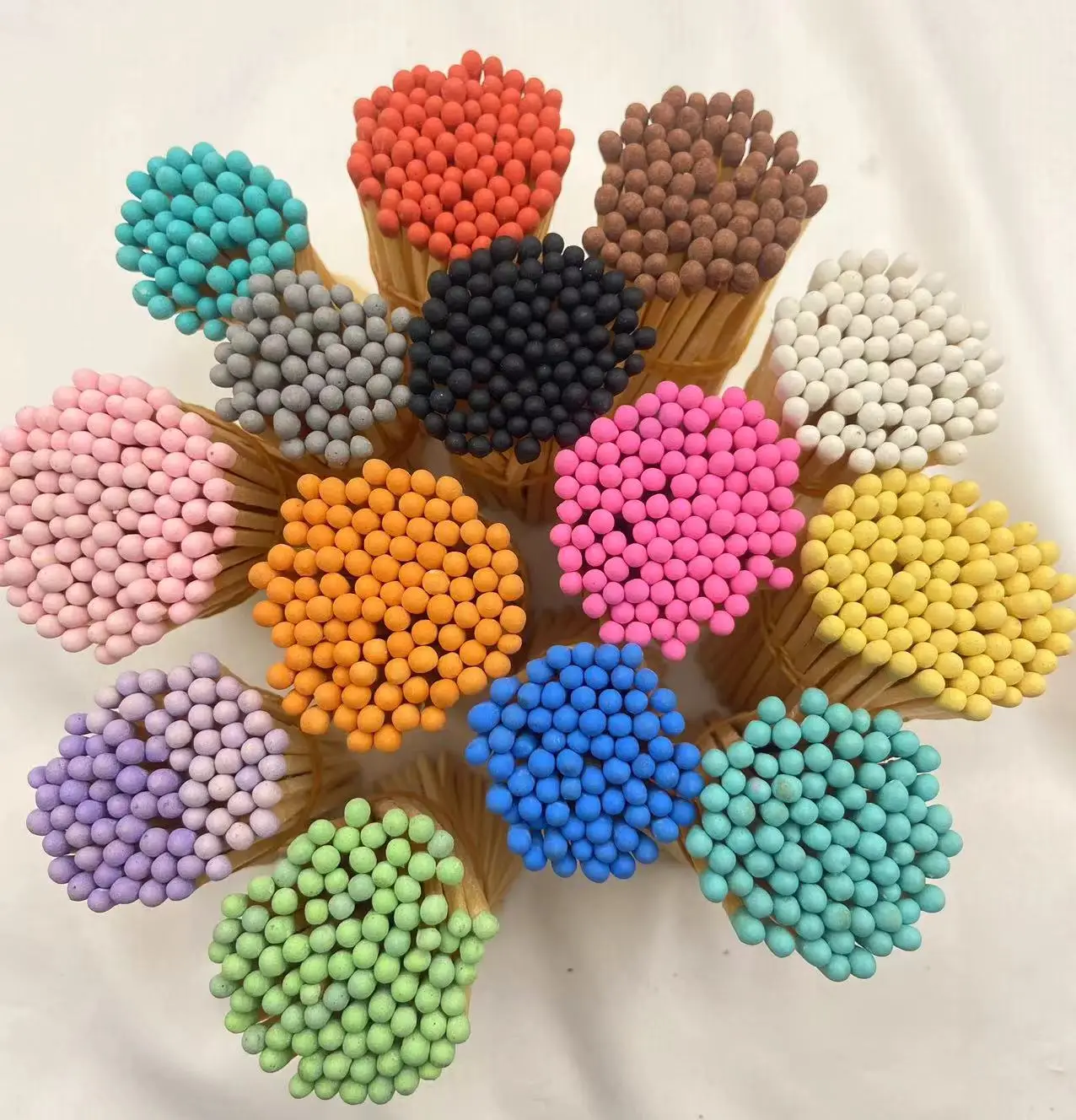 Disposable Bulk Matches Wholesale Customizable Matchbox White or Black Stem High Quality Long Matches Colored Head Loose Matches