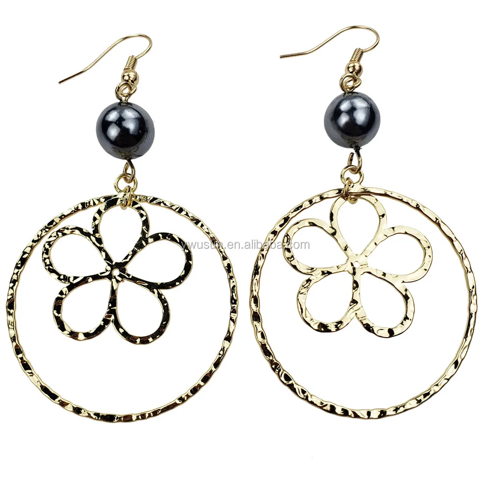 
2019 Fashion gold filigree flower stud earrings with pearl for women jewelry 