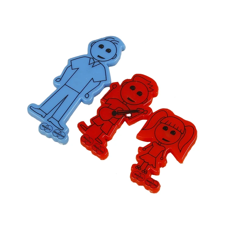 Manufacturer reasonable price fridg magnet souvin custom polyresin material Cartoon family fridge magnet sets