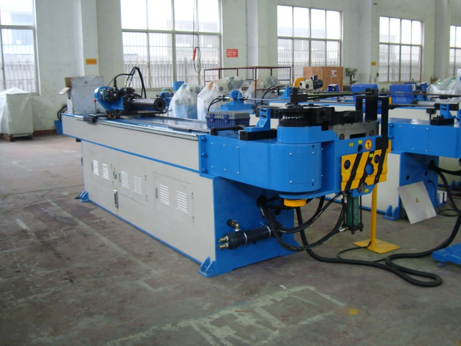 AlibabaSelect DW63NC Semi Square Mandrel Sale Pipe Bending Machine Tube Bender Price