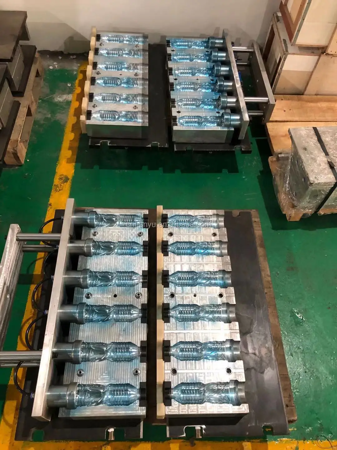 Plastic 2 cavity 500ml 1L 2L mineral water bottle blowing mold pet mould for pet bottle