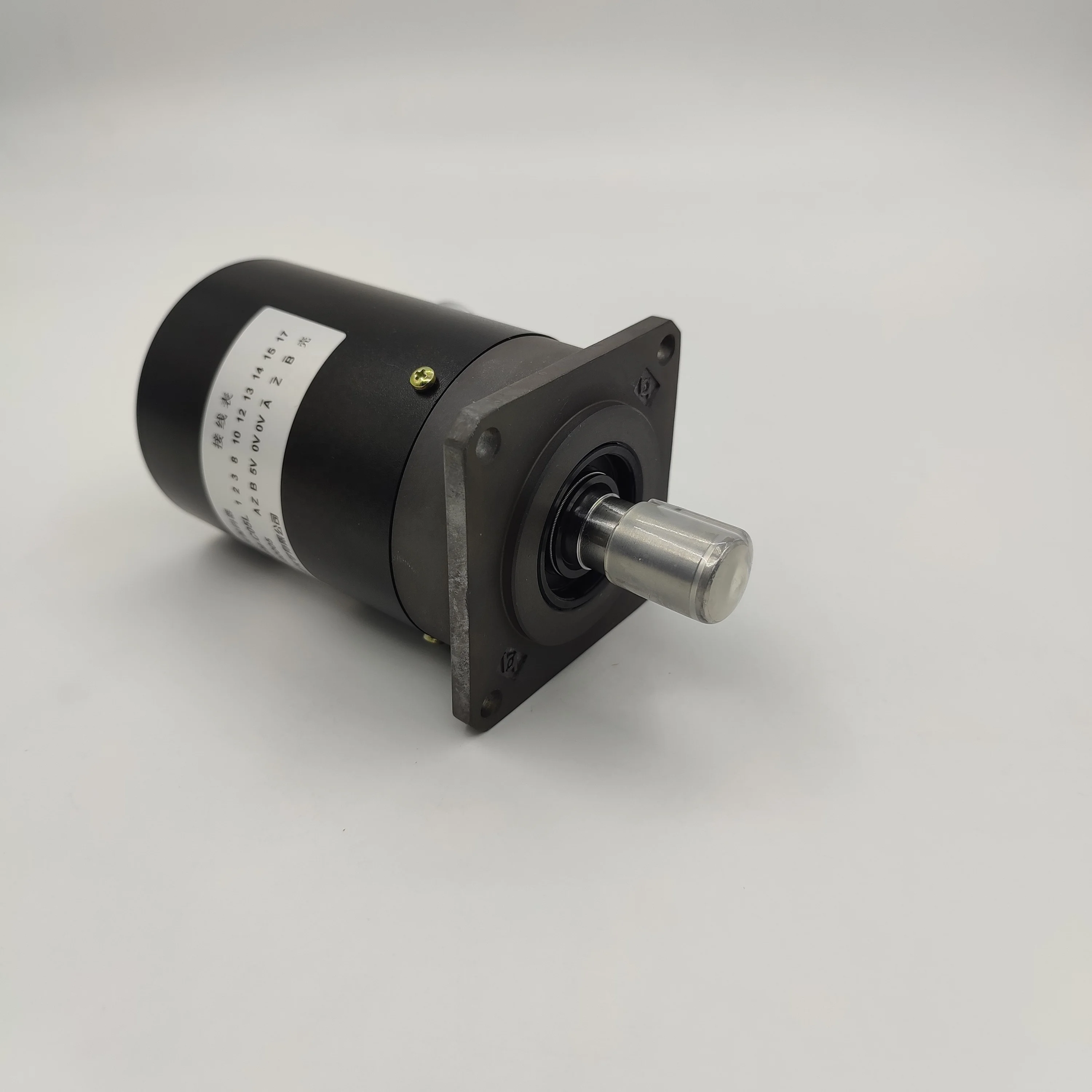 LF-100BM-C05D YUHENG кодировщик soilid вал Оптический энкодер инкрементный Поворотный новый оригинальный подлинный готово к отправке