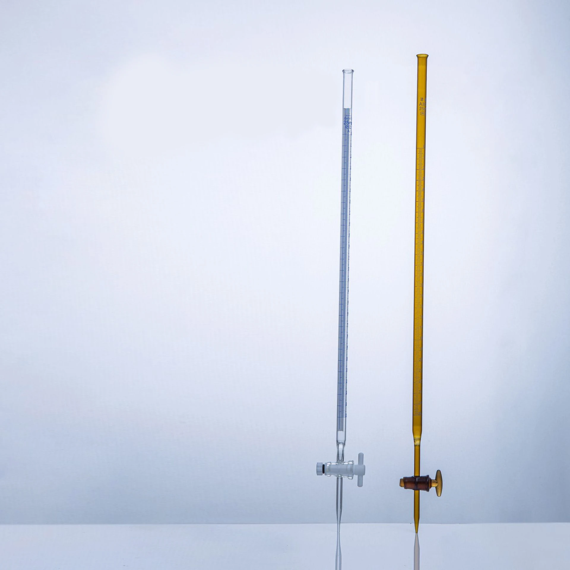 Laboratory Disposable Sterile Glass Clear Digital Acid Burette 50ml Acid Buret with PTFE Stopcock