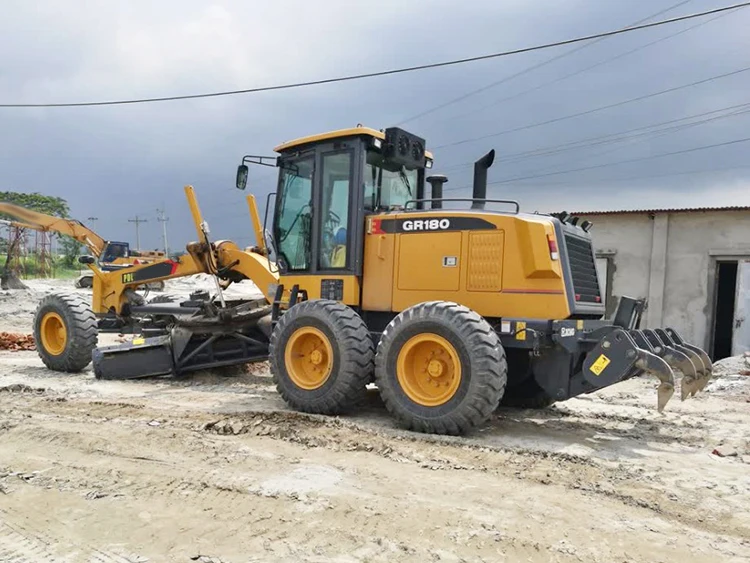 Hot selling model of motor grader GR180 with 15.4 operating weight 142kw import top brand engine