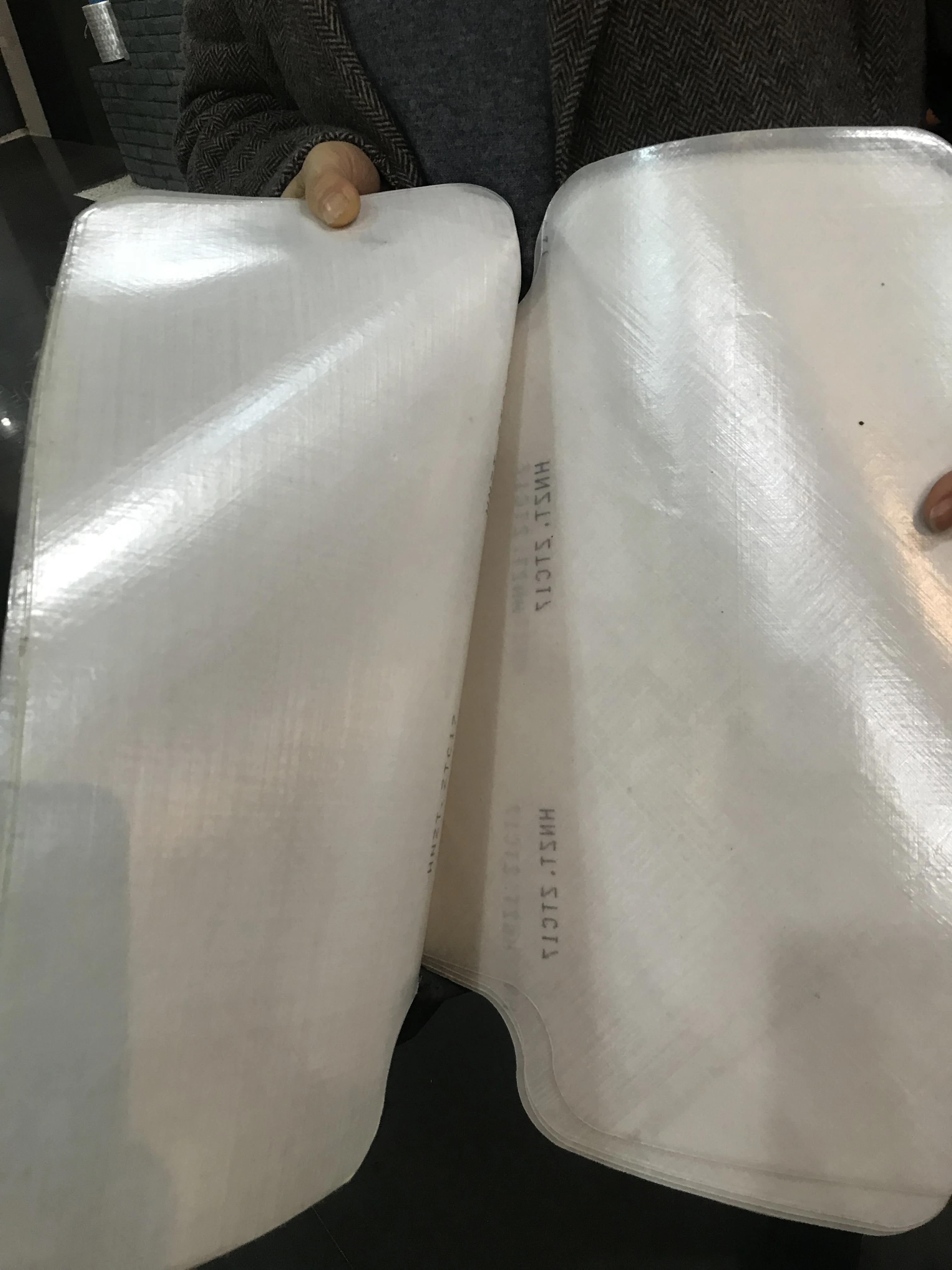 Пуленепробиваемые материалы Uhmwpe пуленепробиваемая ткань устойчивая к проколу для пуленепробиваемой