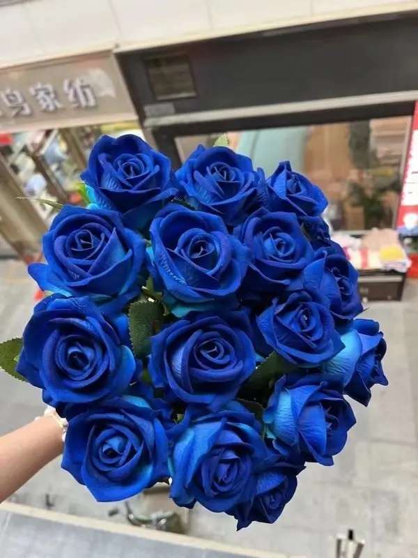 Factory lower wholesale bulk single artificial roses red white artificial roses flowers