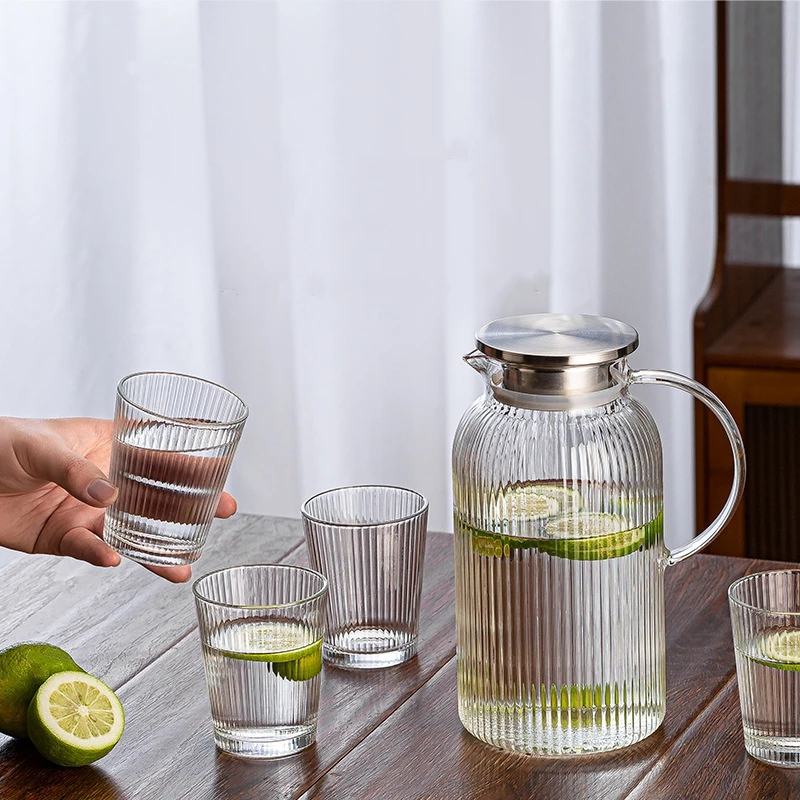 Прямые продажи с завода большая емкость ребристый стеклянный кувшин для воды крышкой и ручкой