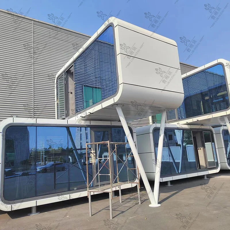 Modern Movable Camping Cabin Villa  Luxury Prefabricated Capsule House Hotel Sleeping Pod supplier