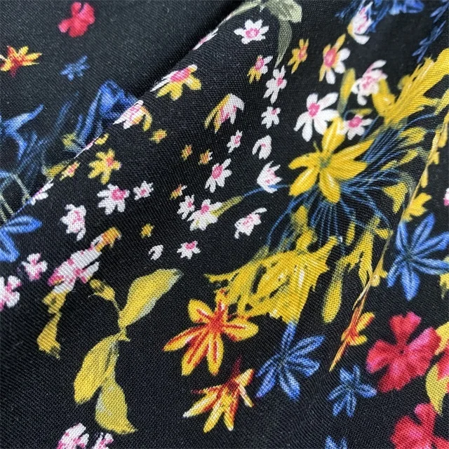 30s  hot sale viscose woven fashion printing rayon fabric for garment