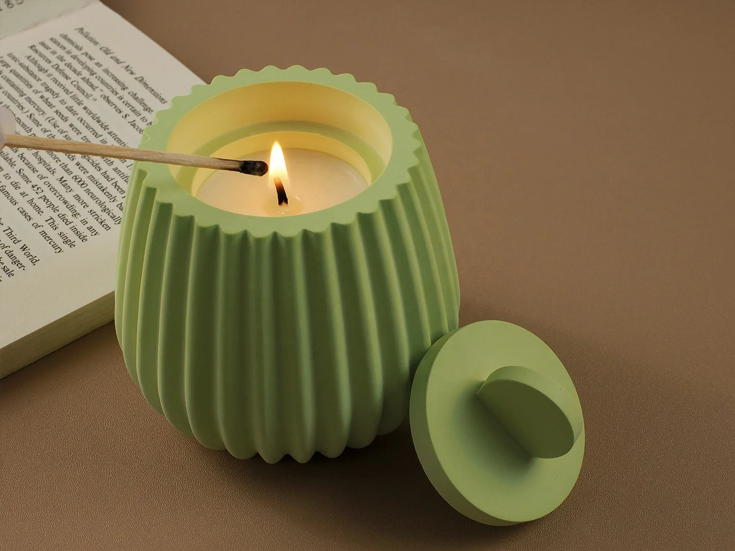 CARATTE Striped Candle Jar Pot Mold with Lid Concrete Cement Jar Silicone Mold for Wax Candle Making