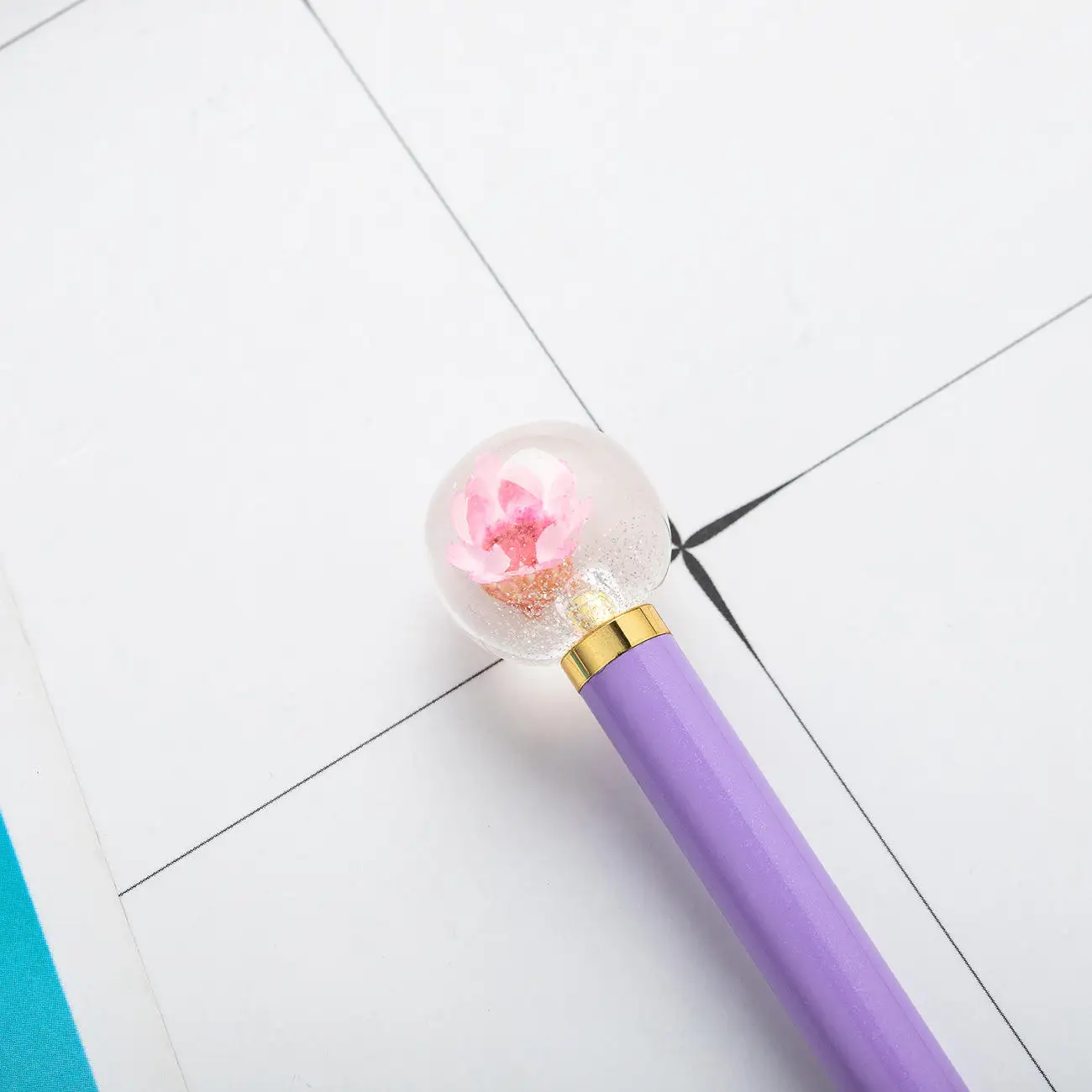 China Manufacturer Metal Material 1.0mm Glass Ball Up Ball Point Pen For Office School Use