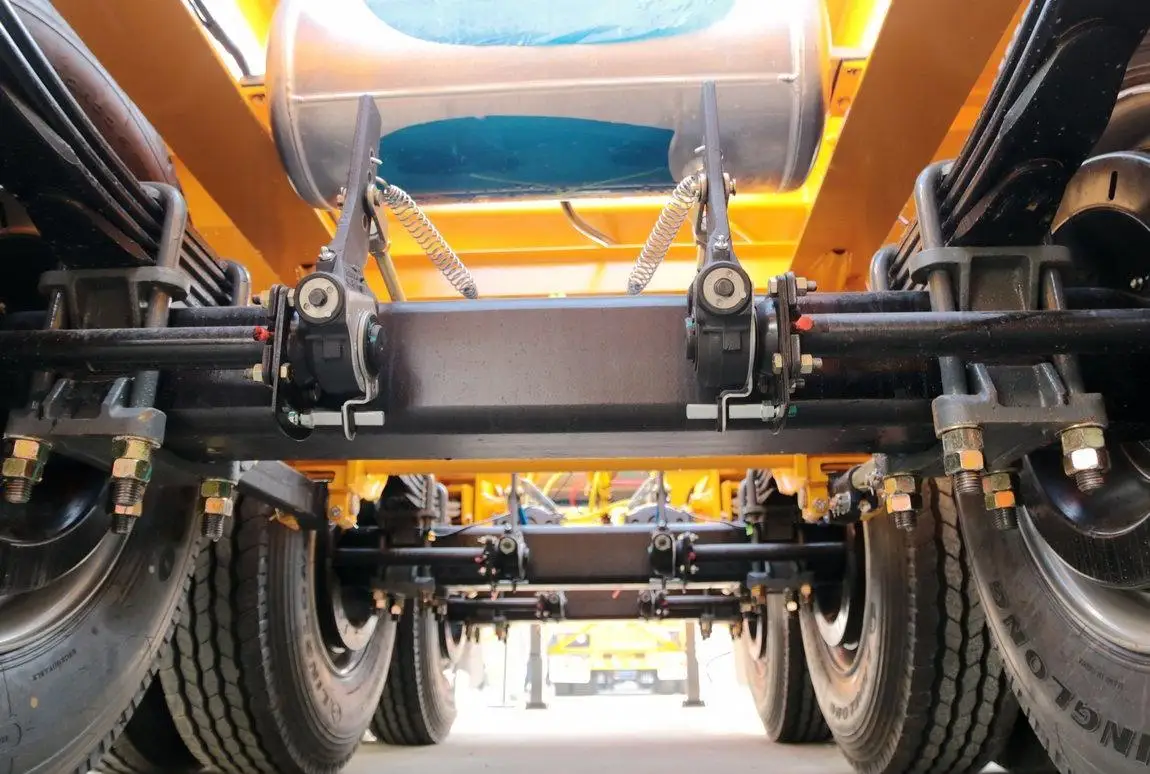 China Factory CIMC 3 axles 20 foot goose neck skeleton truck Container transport semi-trailer for Sale