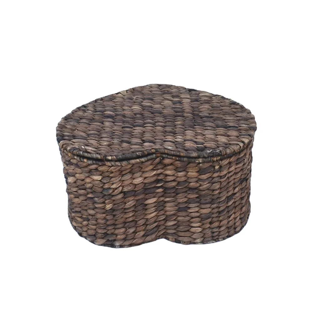 Brown Heart Shape Hamper Woven Water Hyacinth Storage Basket with lid woven shallow storage basket