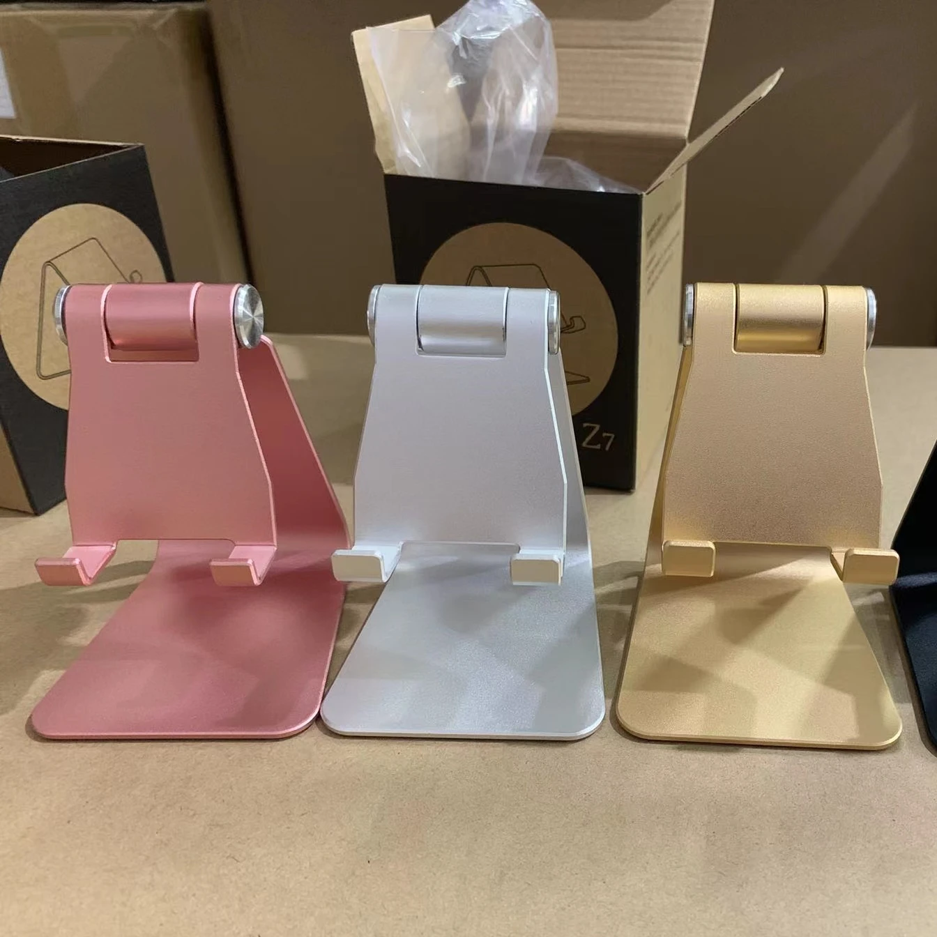 Z4 H4 Adjustable Aluminum Desktop Cellphone lazy bracket for phone Tablet/Desktop pad Tablet PC holder for phone tablet