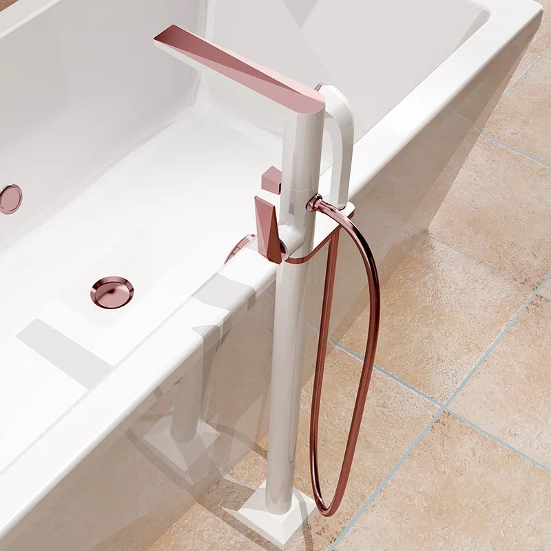 Luxury design style outdoor freestanding bathtub faucet