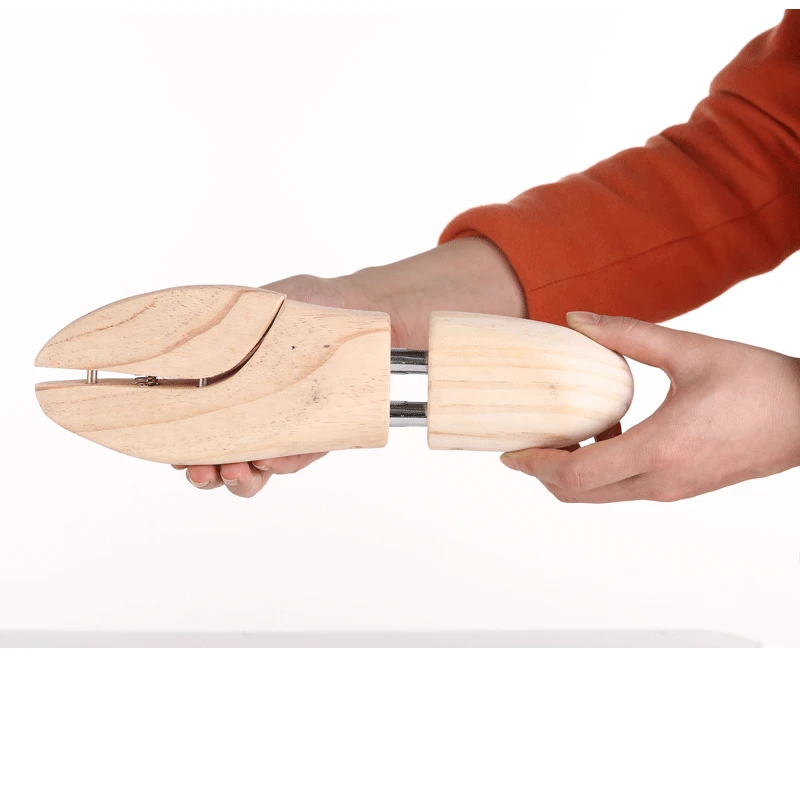 Adjustable length men new zealand pine wooden shoe tree stretcher shoe accessories custom Logo
