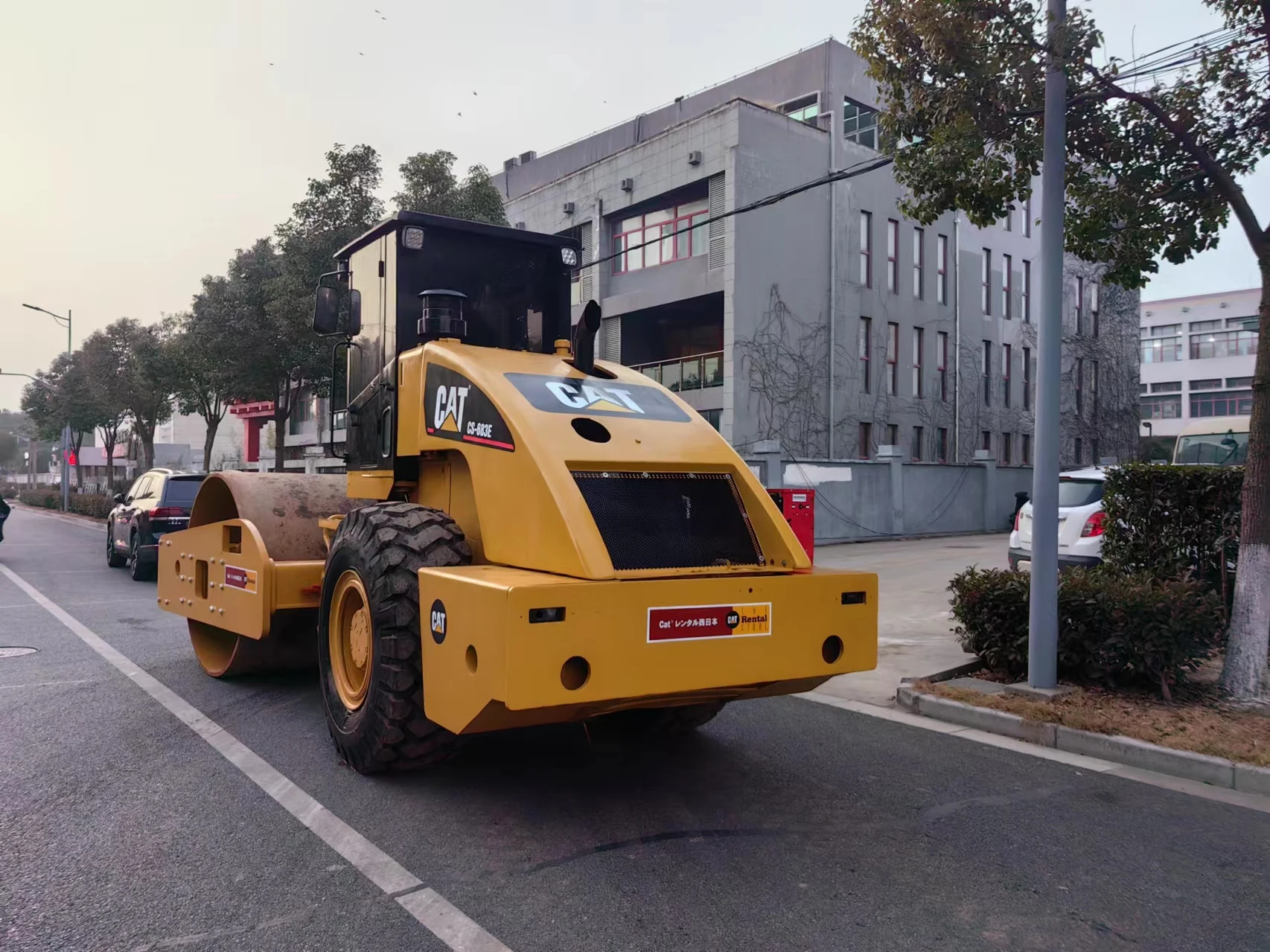 Used Caterpillar 683e Road roller Second hand Caterpillar Equipment 683e Compactor road roller for sale