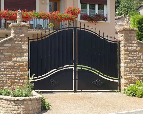 CBMmart Luxury Villa Modern Aluminum Sliding Main Gate Front Pivot Doors Aluminium Garden Entry Door