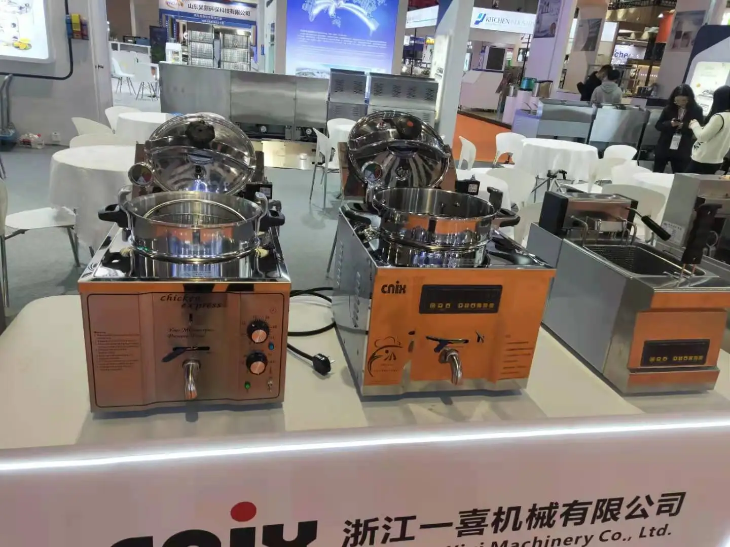 Stainless Steel Kitchen Equipment Deep Fryer with Ce 1 - 9 pieces MDXZ-16B