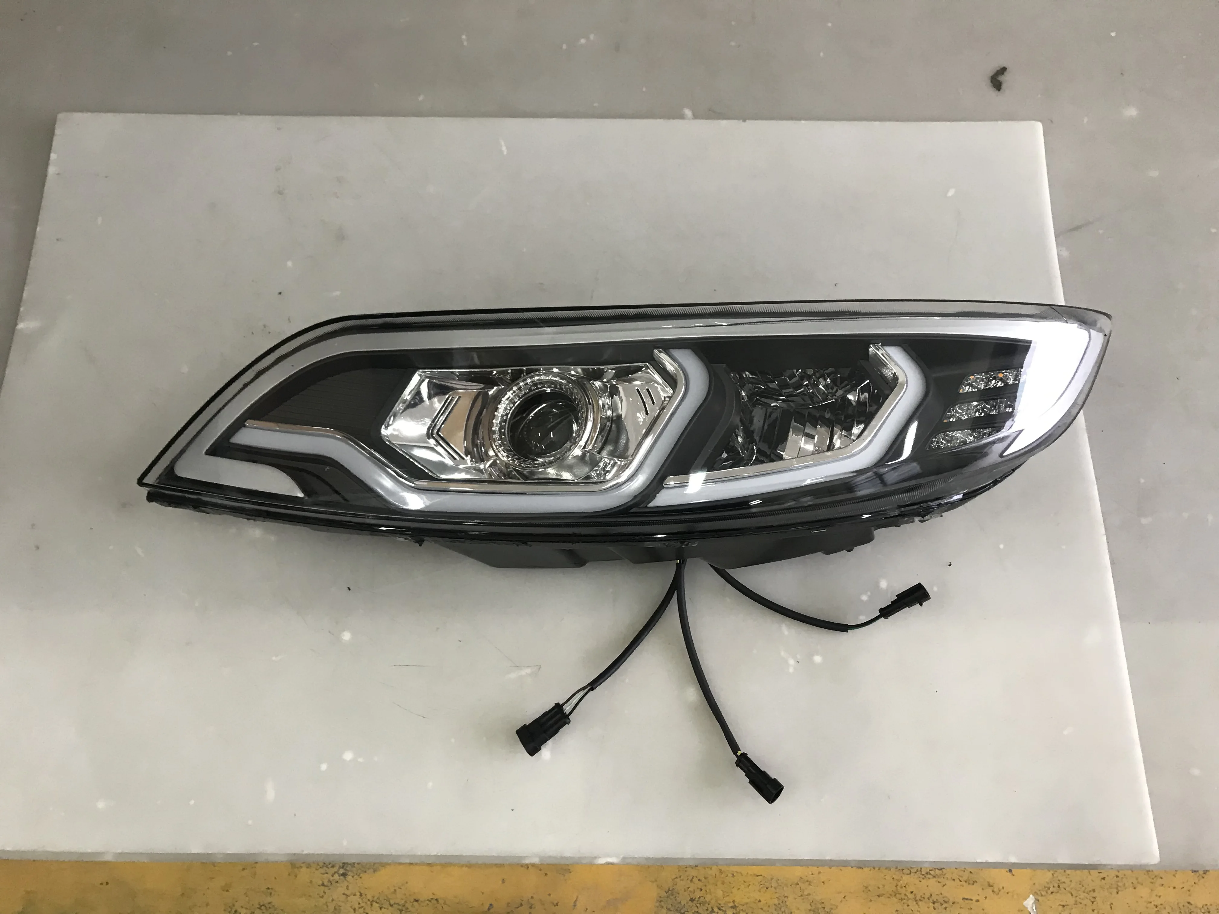 
coach parts bus headlight combination lamp for comil HC-B-1601-2 