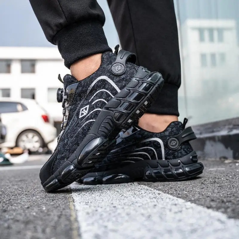 2023 Latest steel toe industrial protection high-density cushioning button adjust breathable safety shoes work safety shoe