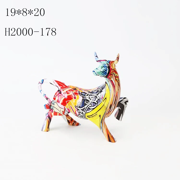 H Home decoration animal ornaments colorful artifacts bull statues resin animal figurines sculpture