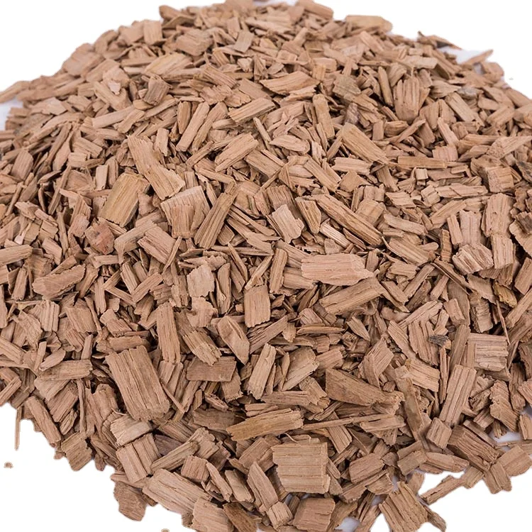 Китайские дубовые чипсы, похожие на японский дуб Mizunara, со вкусом сандалового дерева, очень популярно при старении виски.