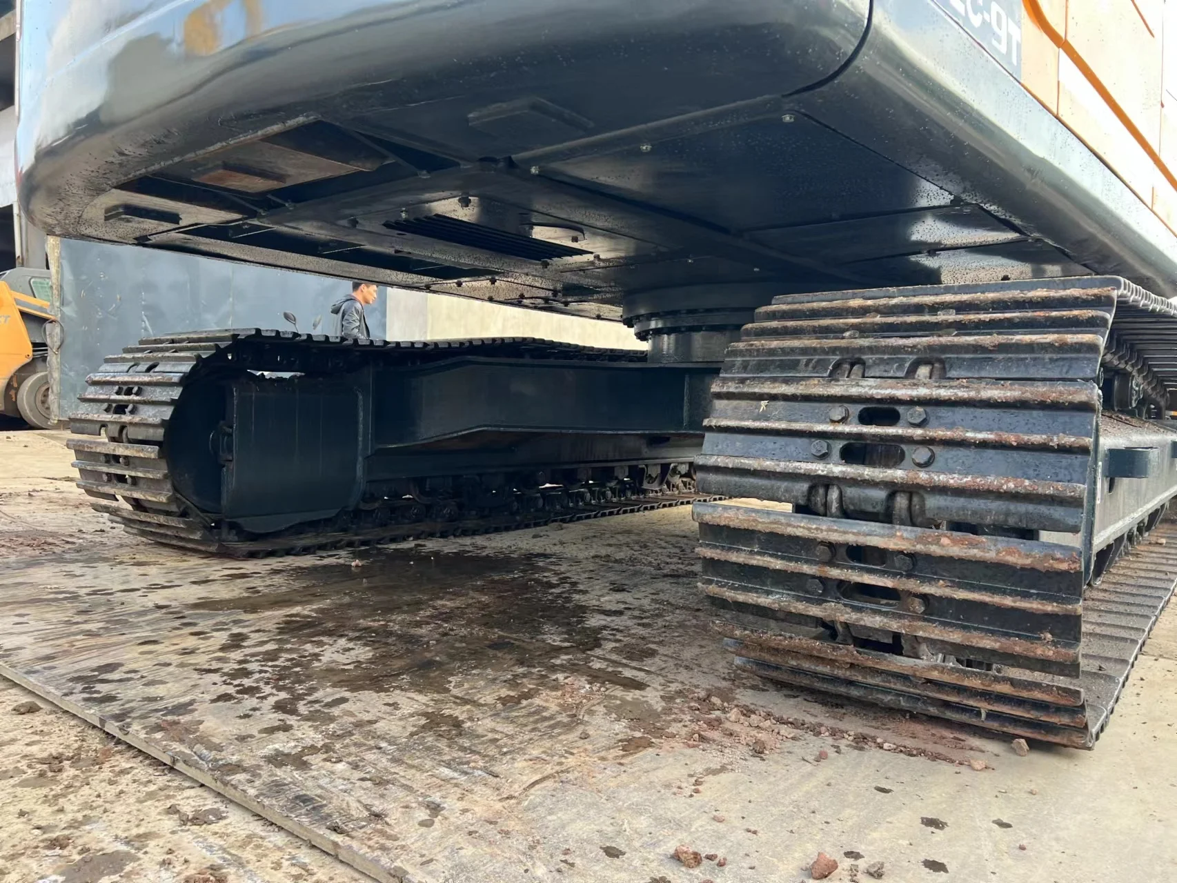 USED Korean Hyundai 225lc-9 Excavator made in Korea Hyundai Excavator 225lc 225lc-9t