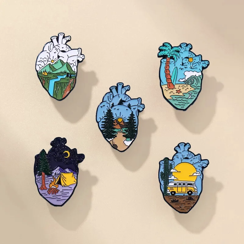 CS custom Chainsaw Man Enamel Pins Custom Pochita Denji Brooches Lapel Badges Cartoon Japan Anime Jewelry Gift for Fans Friends