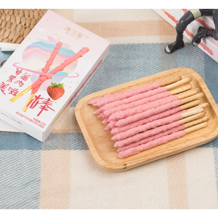 Сухофруктовые сламтики, печенье с шоколадным покрытием, палочки со вкусом клубники 50 г