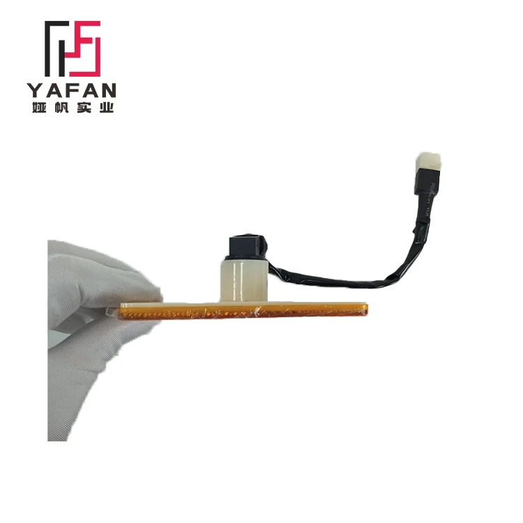 Car Side Marker Lamp Assembly Suitable for MAZ TRUCK 44223731 4422.3731