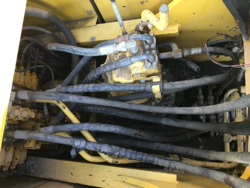 used 100% Original Japan  PC240-7 PC220-8 PC200-5 PC200-7 Excavator good sale now