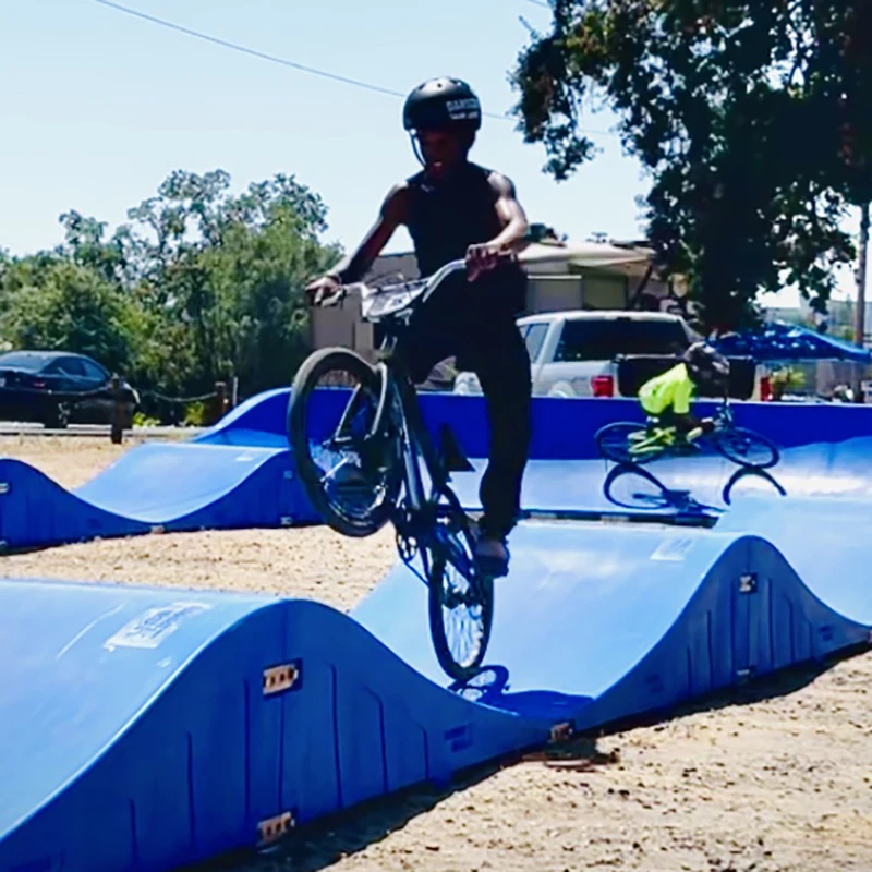 Outdoor sports Sports & Entertainment Plastic modular pump track velocity loop 2  exercise for Cycling & scooters bike workout