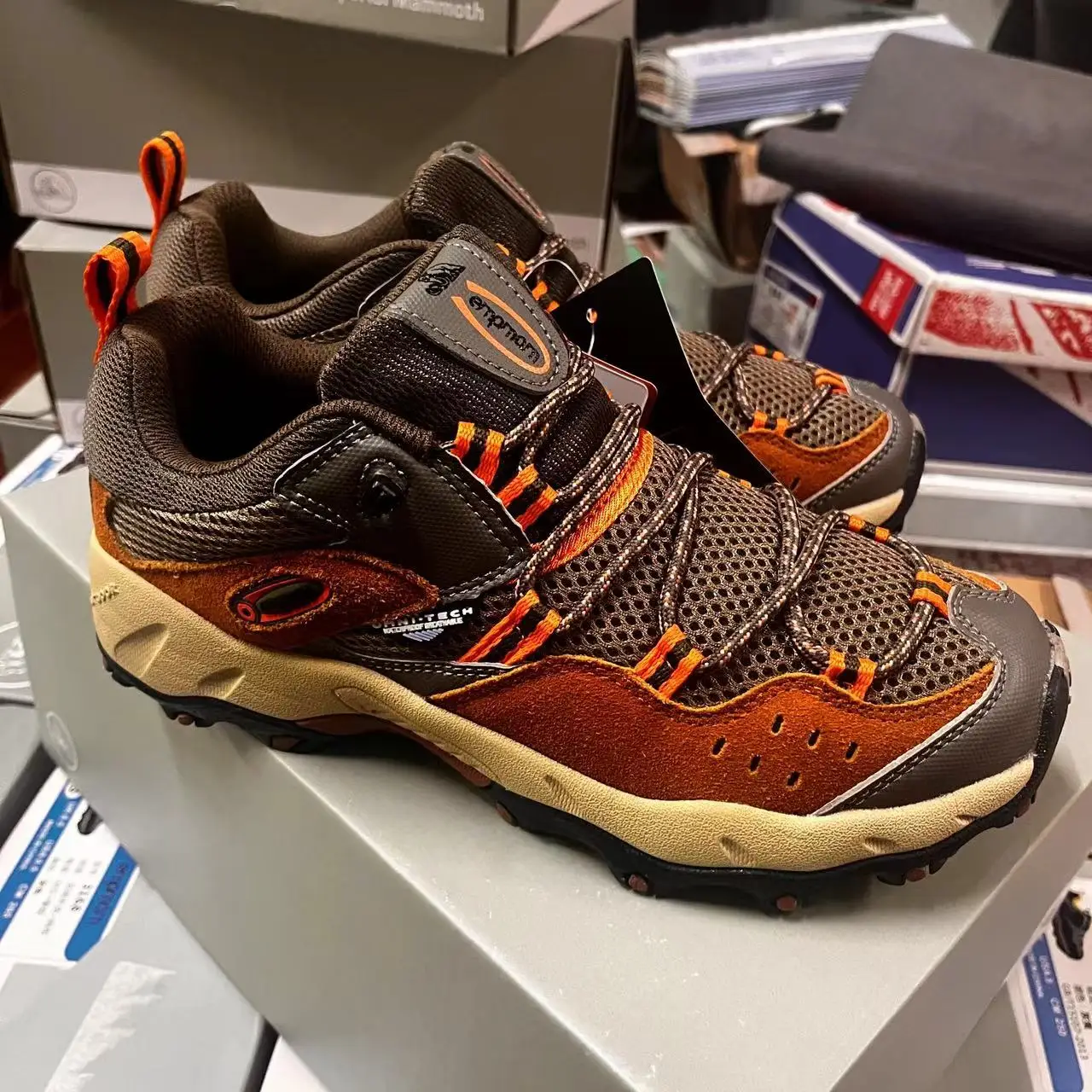 customize  wholesale top quality casual shoes for men cow suede leather man hiking boot jogging waterproof low prices