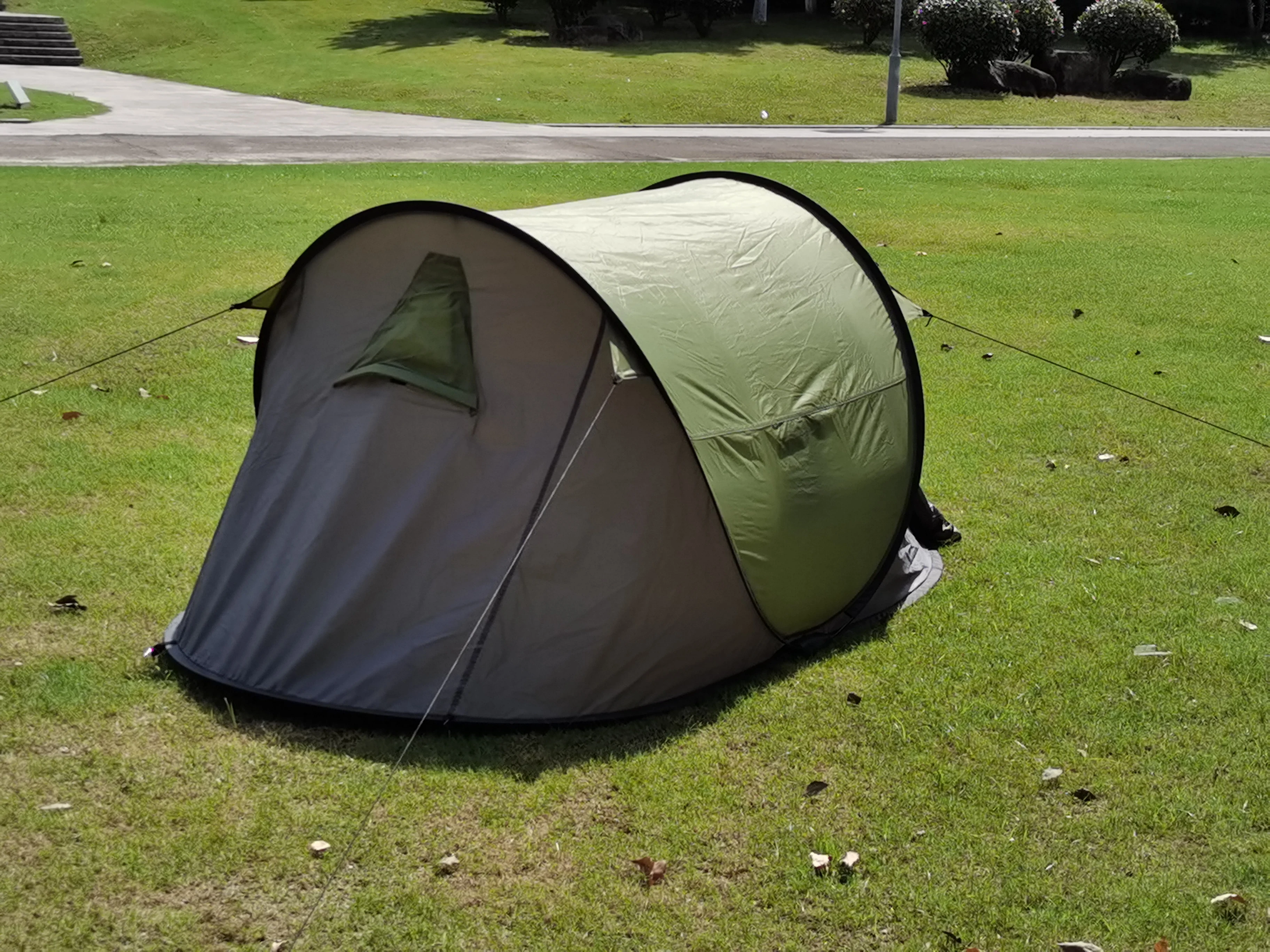 Auto open pop up solar tents 1-2 person camping tent