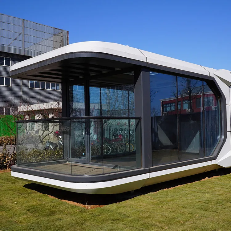 Xinghe     Mobile Container Hotel Prefabricated Futuristic Capsule House For Touring Prefab house