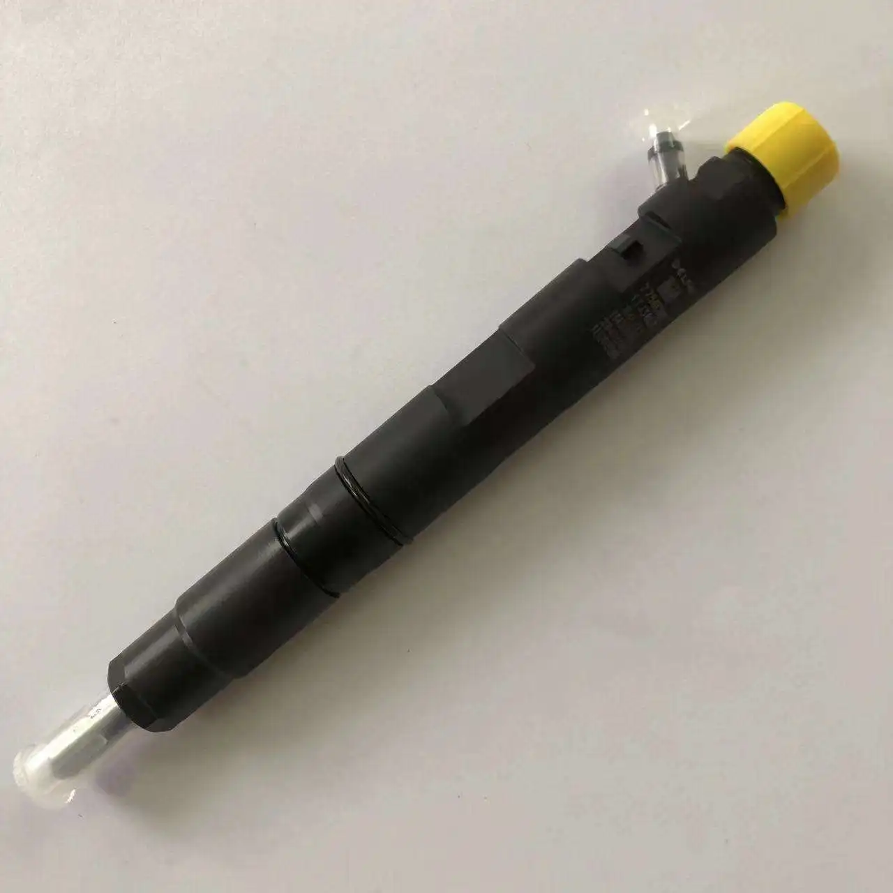 Common Rail Injector A6650170221 EJBR04401D for SR Rodius Kyron 2.7 Xdi for Delphi