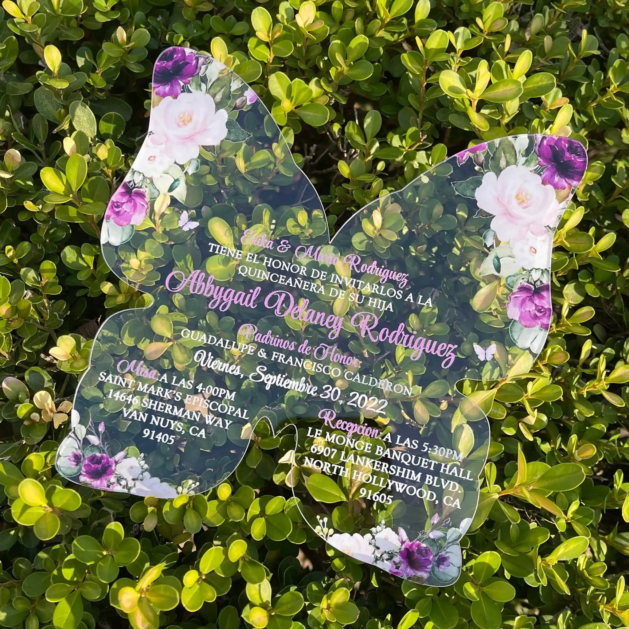 Custom Elegant Sky Blue Die Cut Sticker Floral Clear Butterfly Acrylic Quinceanera Party Invitation Wedding Invitation