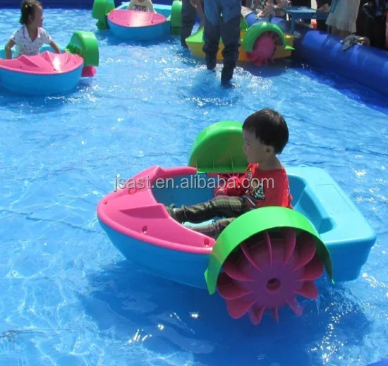 Different Sizes Family HDPE Plastic Hand Water Pedal Paddle Boat Row Boats With High Quality For Kids Adults Sale