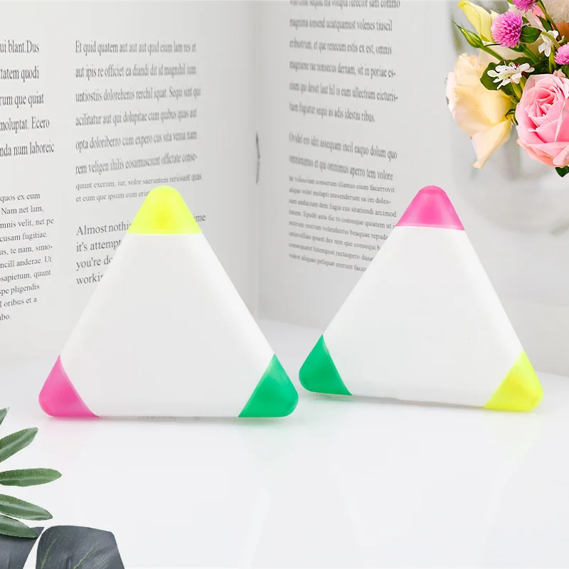 Custom Logo Triangle Highlighters Pen 3 in 1 Fluorescent Marker Pen 3 Colors Students Writing Color Pen for Note