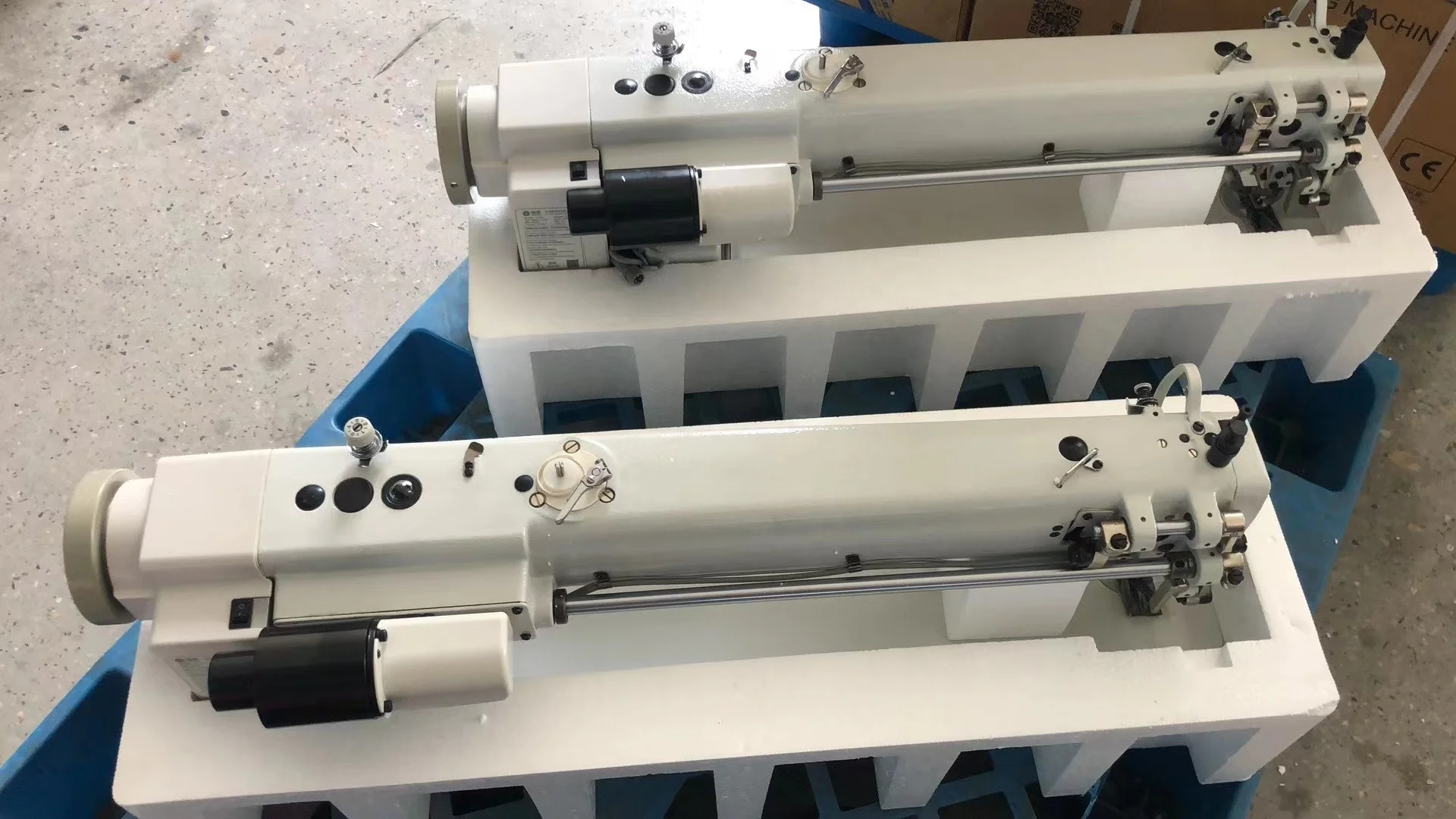 QK-0303L-56/85 automatic top and botton feed long-arm 56cm 85cm flatbed lockstitch Sewing Machine price