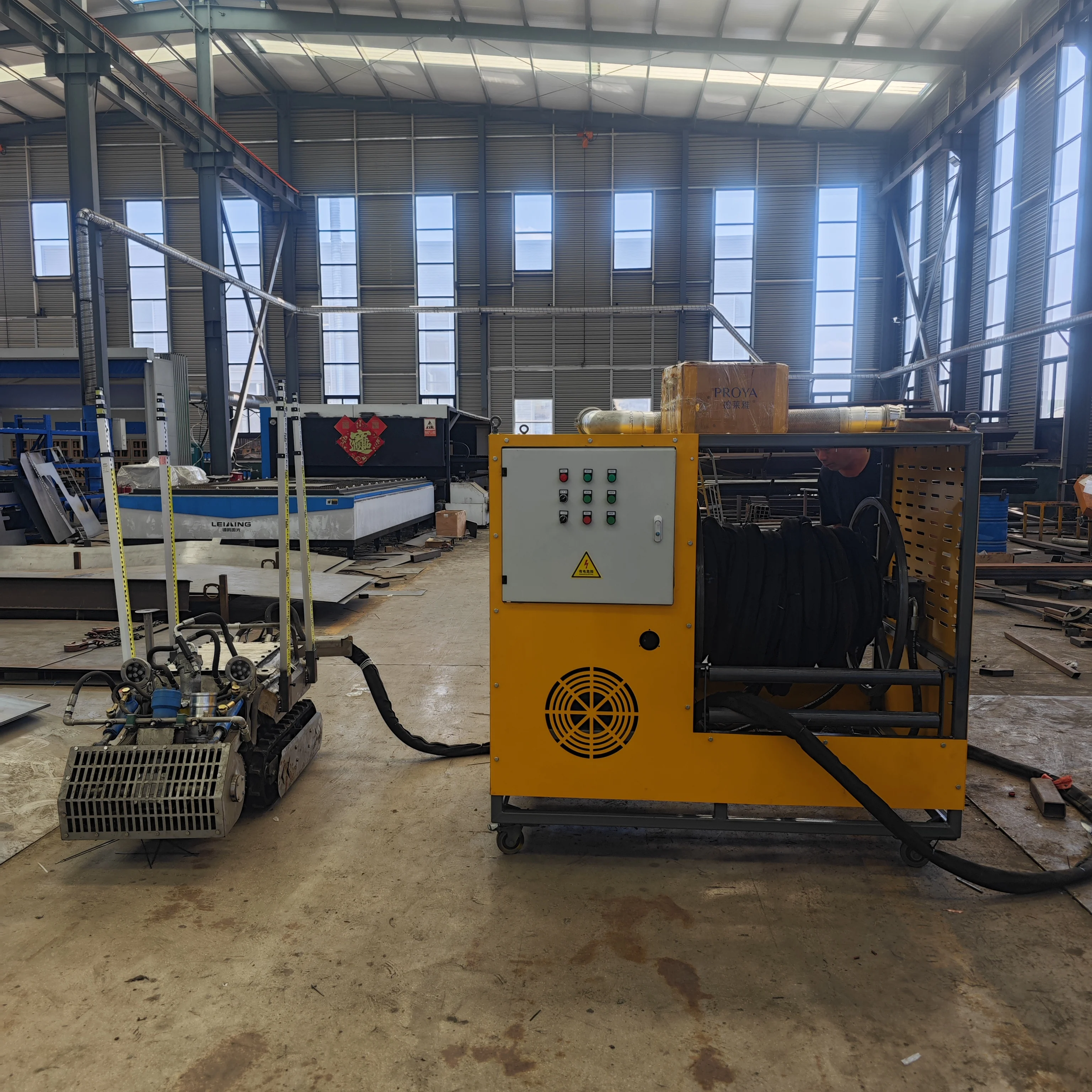 Hot selling underwater cleaning equipment submersible dredging machine dredge cleaning robot