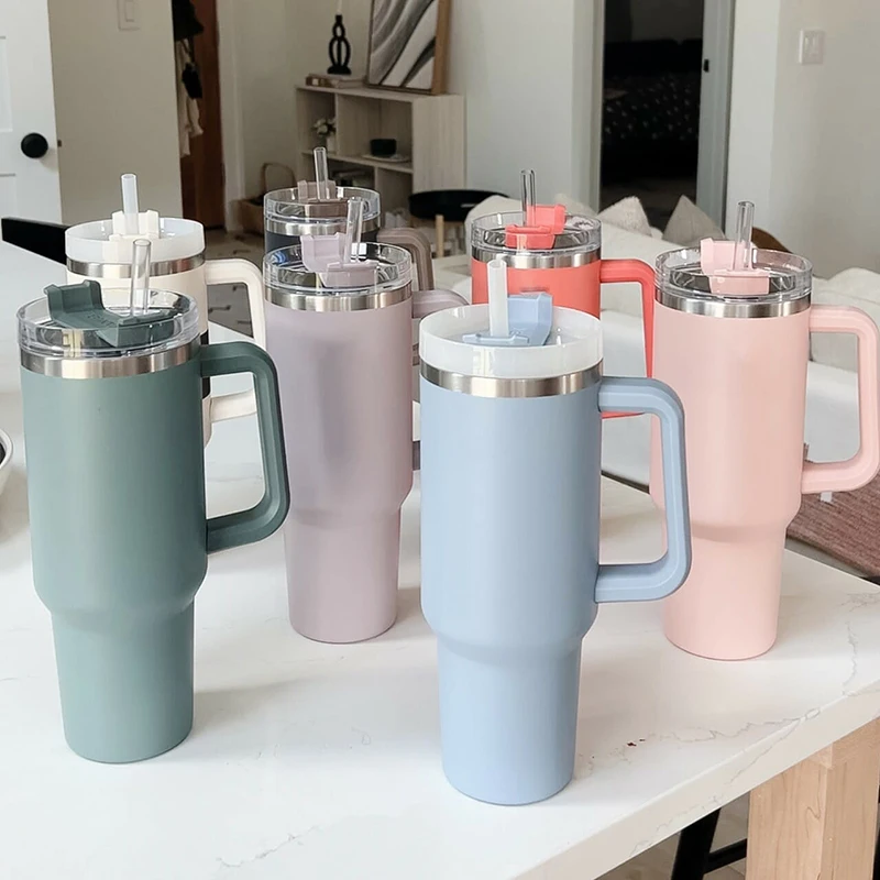 Wholesale 16oz 40oz double wall vacuum metal cup powder coated portable handle travel tumbler with lid and straw